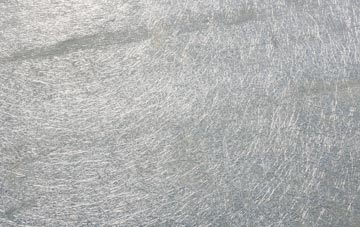 Tarves laminate fibreglass or shingles?